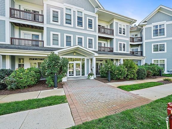 2nd image of 501 Commerce Dr Unit 4216