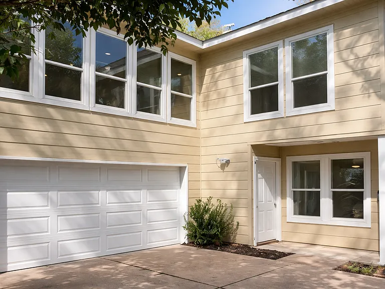 4604 Duval St #B — Photo 11