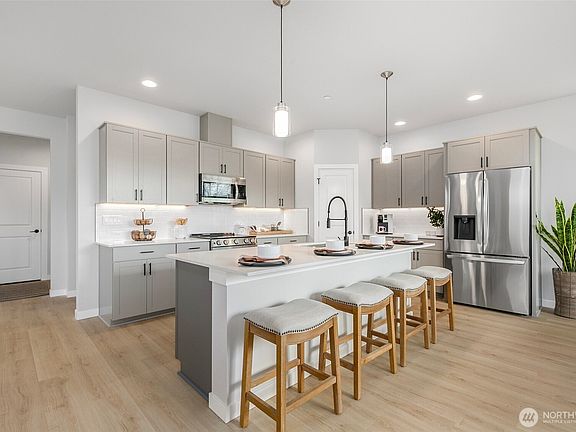 6th image of this home