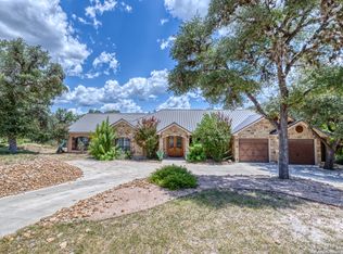 216 Skipping Stone Ln, Concan, TX 78838