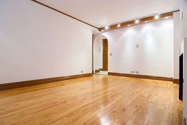 Rented by WAM Partners - William Moses Co. | media 78