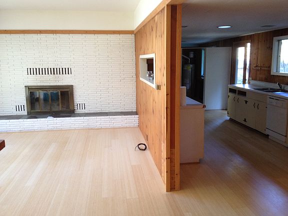 615 N Elm Living and Kitchen