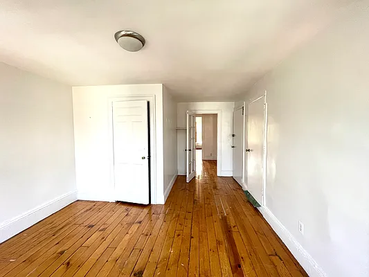 Rented by Realty Collective | media 10