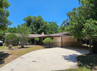 9 Spring Lake Way, Ocala, FL 34472