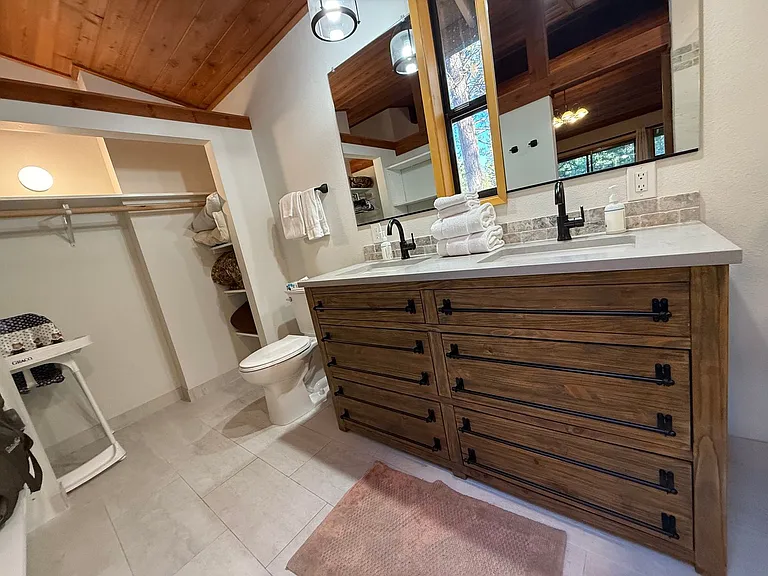17066 Cooper Dr — Photo 11