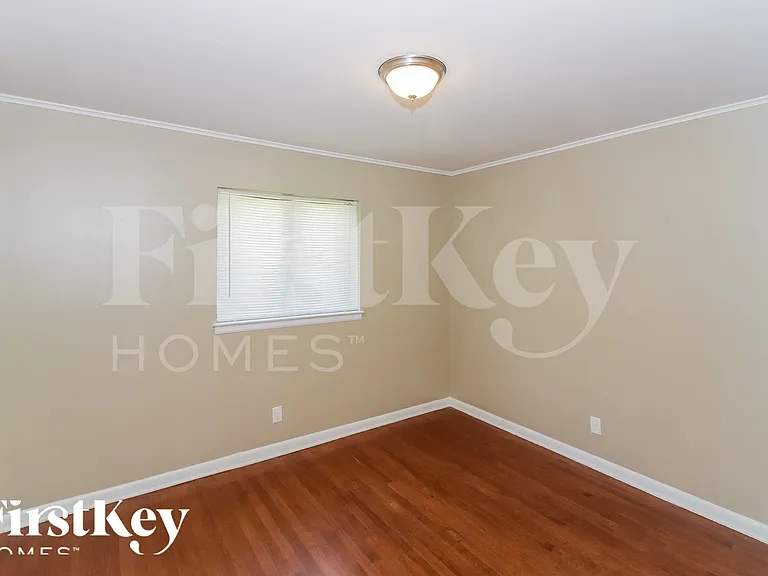 5405 Lyford Ave — Photo 13