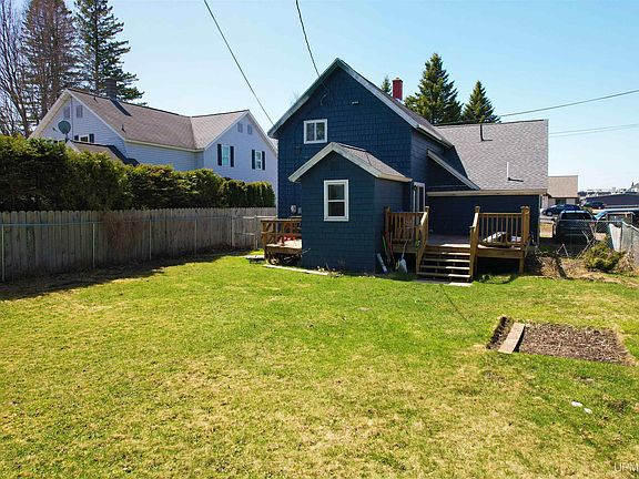 3rd image of 56860 Boone Ln
