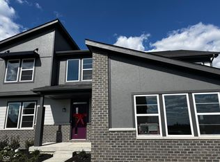 6182 Hampton Walk Blvd, McCordsville, IN 46055