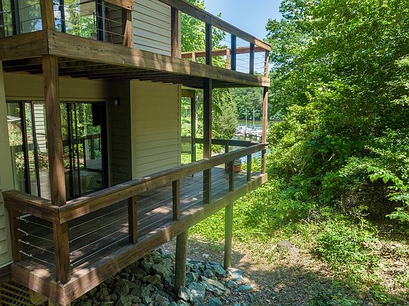 2nd image of 54 Villa Ridge Dr #C