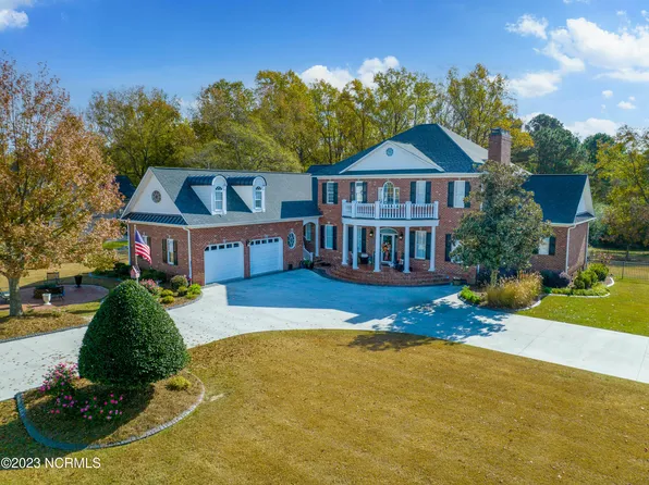 210 Challenge Club Drive, Clinton, NC 28328