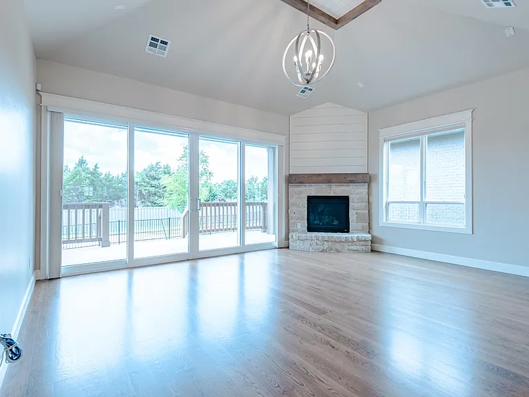 1809 Plaza District Dr — Photo 22