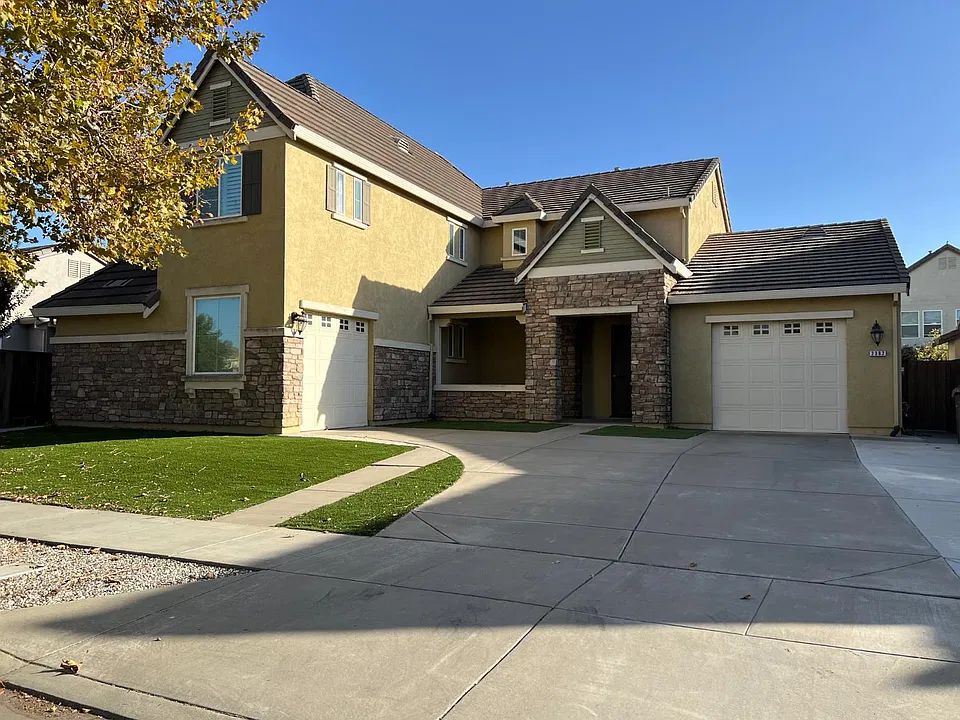 2382 McNary Way