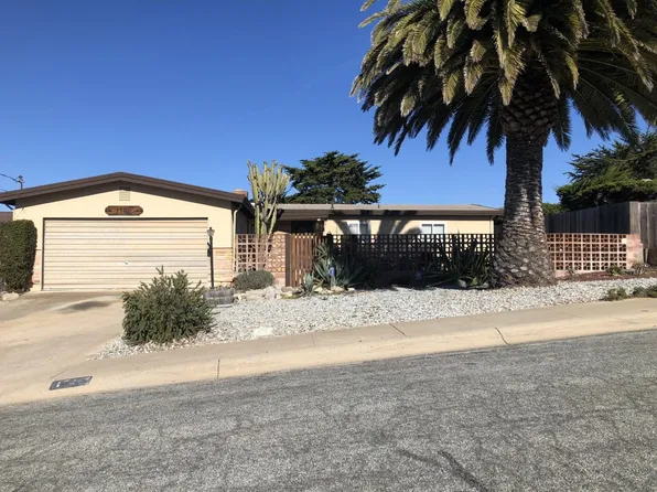 1785 Eucalyptus Ave, Seaside, CA 93955