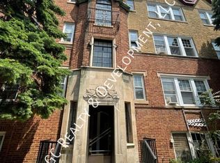 15 S Spring Ave #A3, La Grange, IL 60525