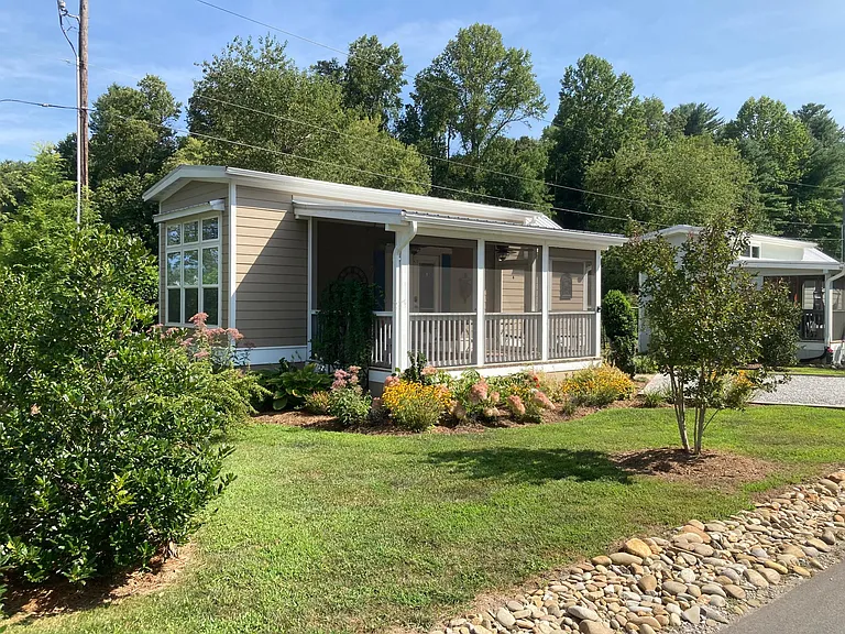 59 Drifting Brook Ln — Photo 3