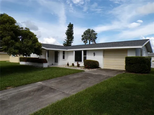 6619 Bowline Dr, Sarasota, FL 34231