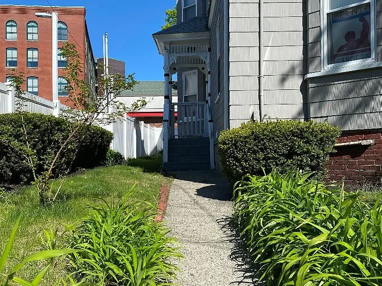 7 Blake St #5C — Photo 3