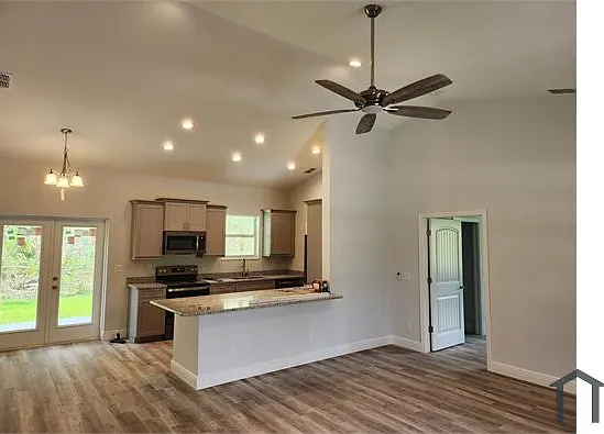 4476 Acosta Ave — Photo 2