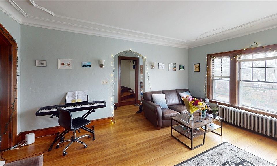 1st image of 58 Nottinghill Rd