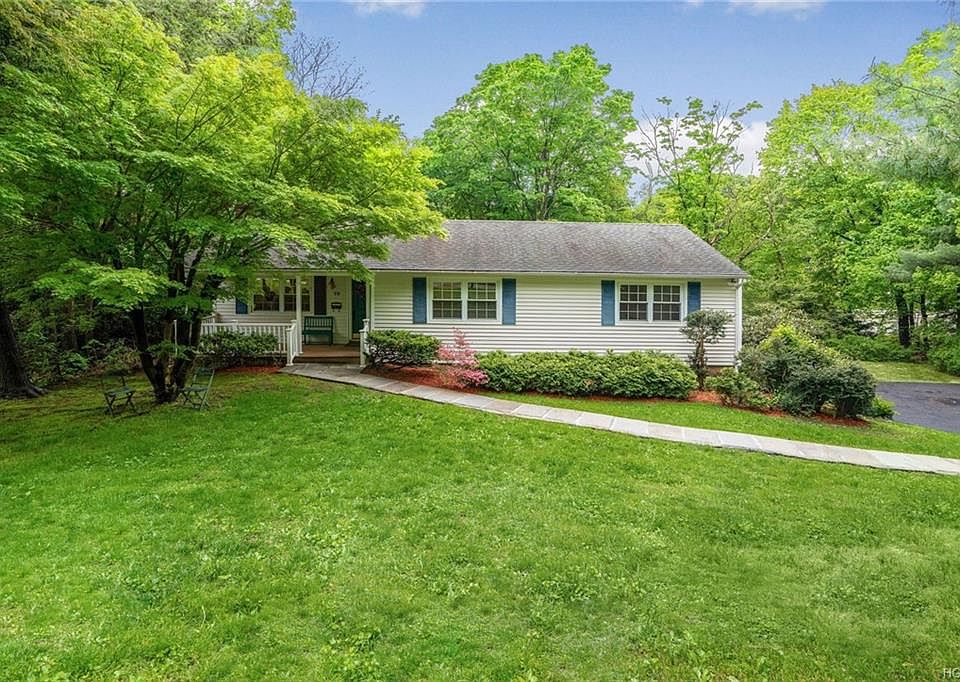 1st image of 72 Hazelton Cir