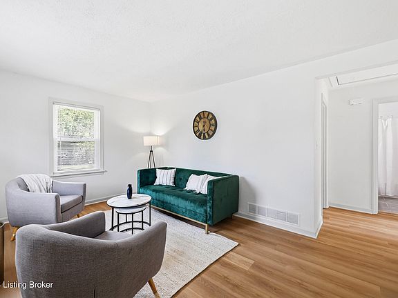 4th image of 1024 Seelbach Ave