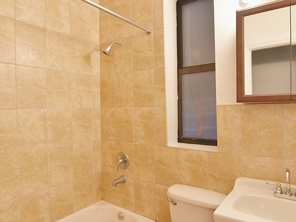 5th image of 141 W 116th St APT 5A