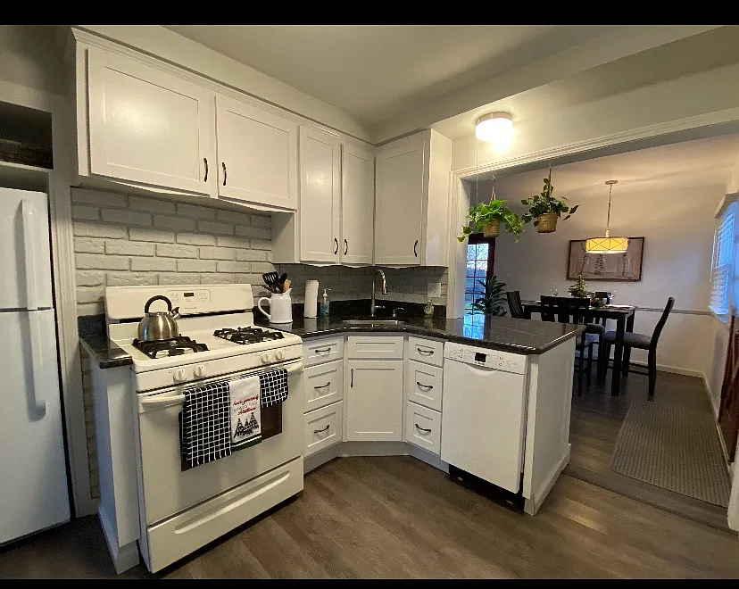 2 bed, 1338 sqft, $3,250 — Photo 4