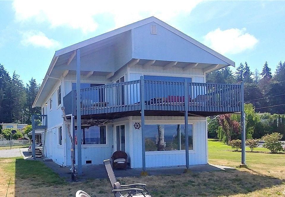 1st image of 19710 Soundview Dr NW