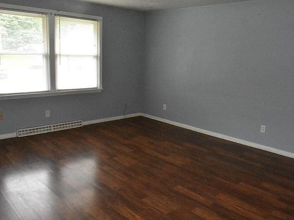 2nd image of 610 5th Ave