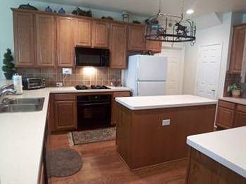 4th image of 12413 Maplewood Dr