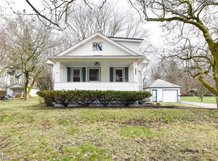 6245 Manchester Rd, Clinton, OH 44216