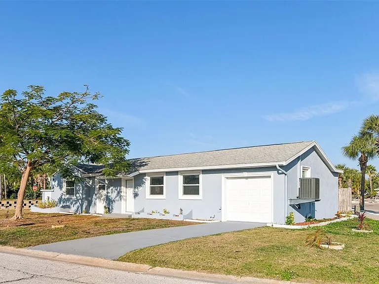 410 Virginia Ave — Photo 2