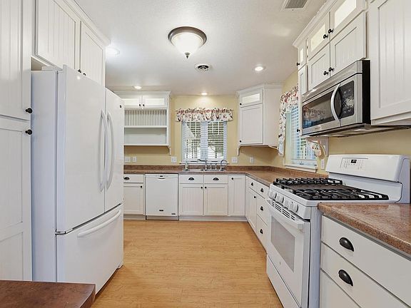 4th image of 9071 ROBIN ROAD