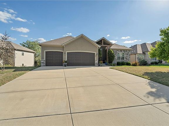 3rd image of 507 Rockbridge Ct