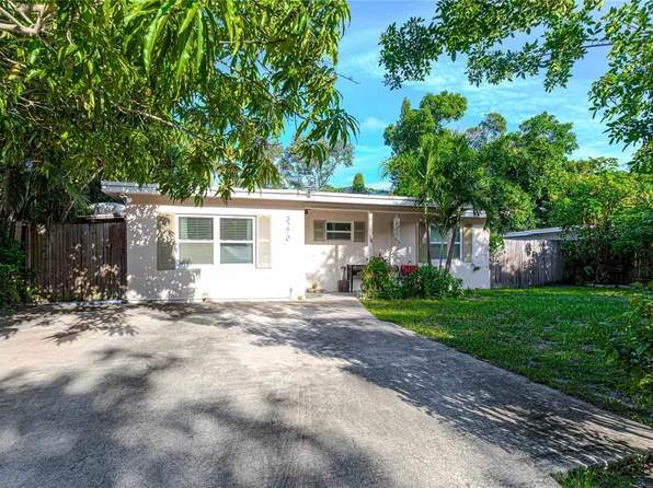 3270 E Palm Drive, Boynton Beach, FL 33435