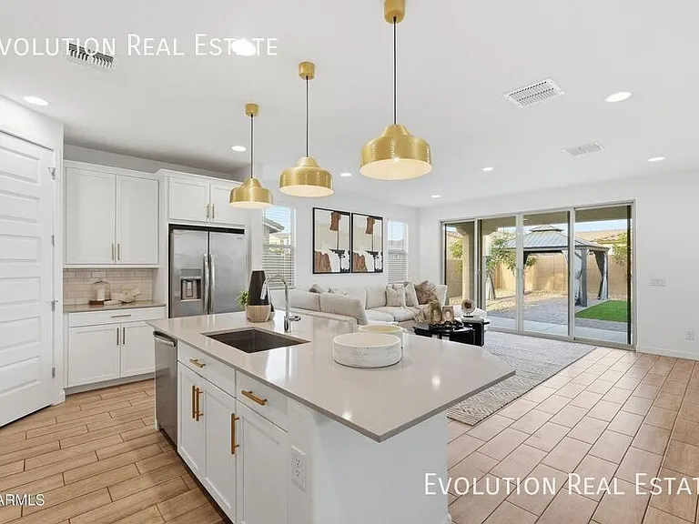 6627 S Abbey Ln — Photo 6