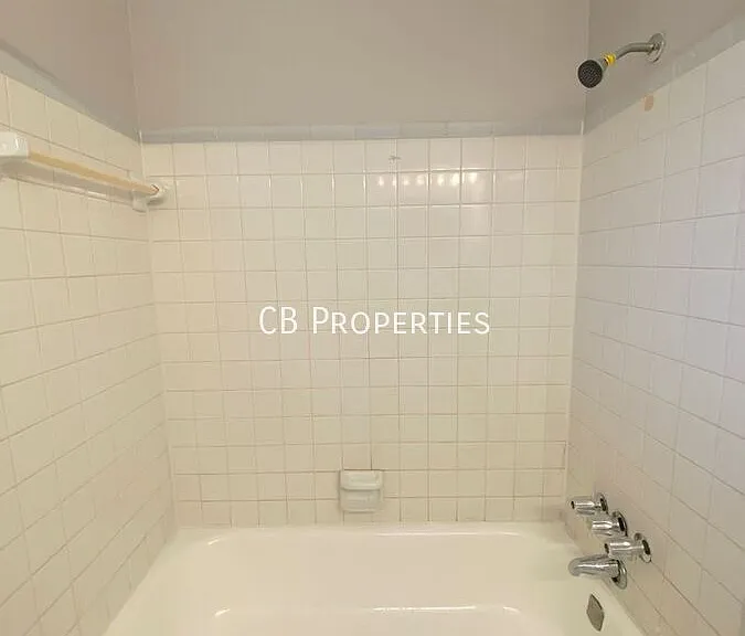3617 King James Cv — Photo 12