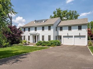 13 Club Rd, Riverside, CT 06878