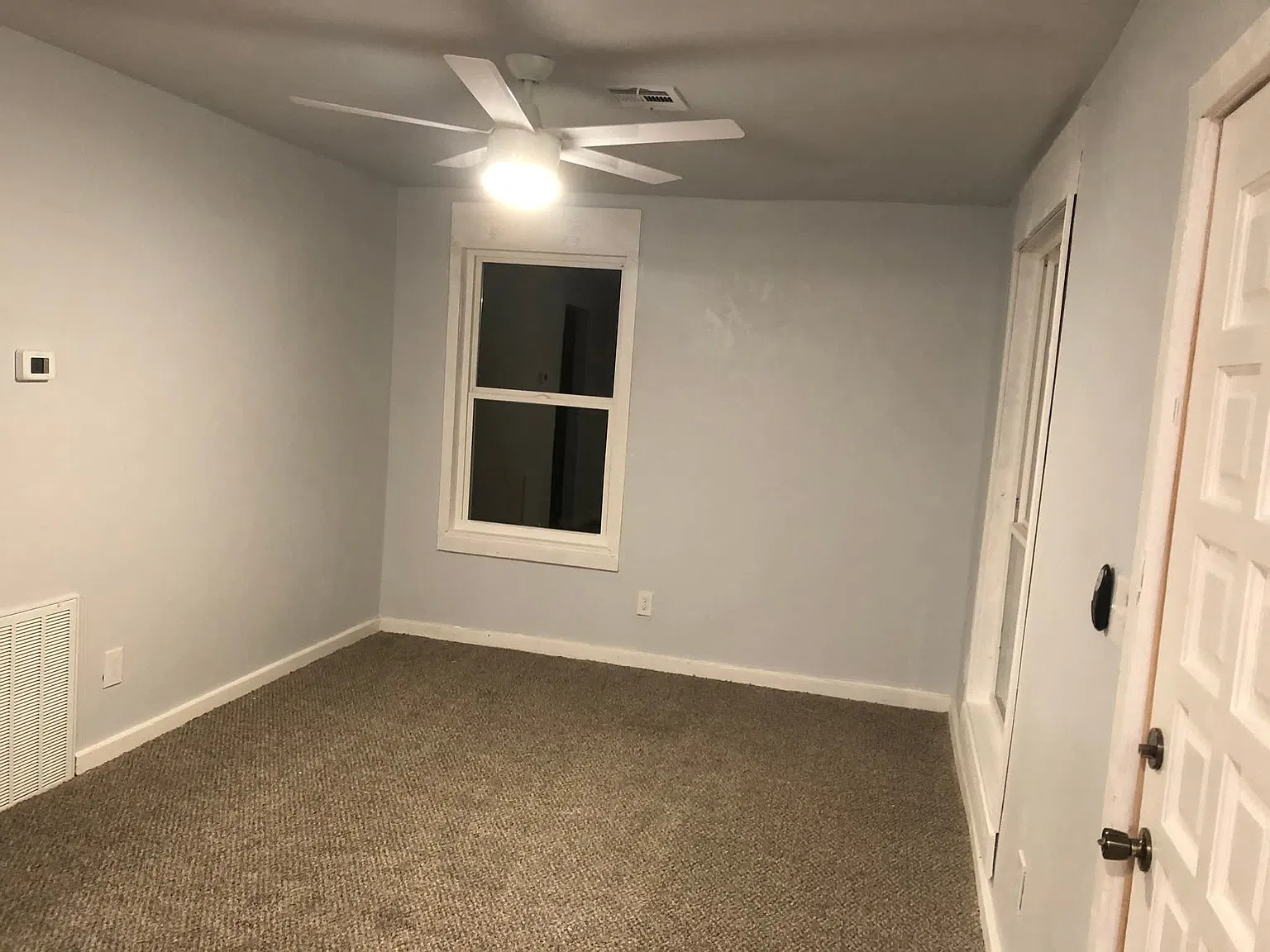 3 bed, 925 sqft, $1,600 — Photo 4