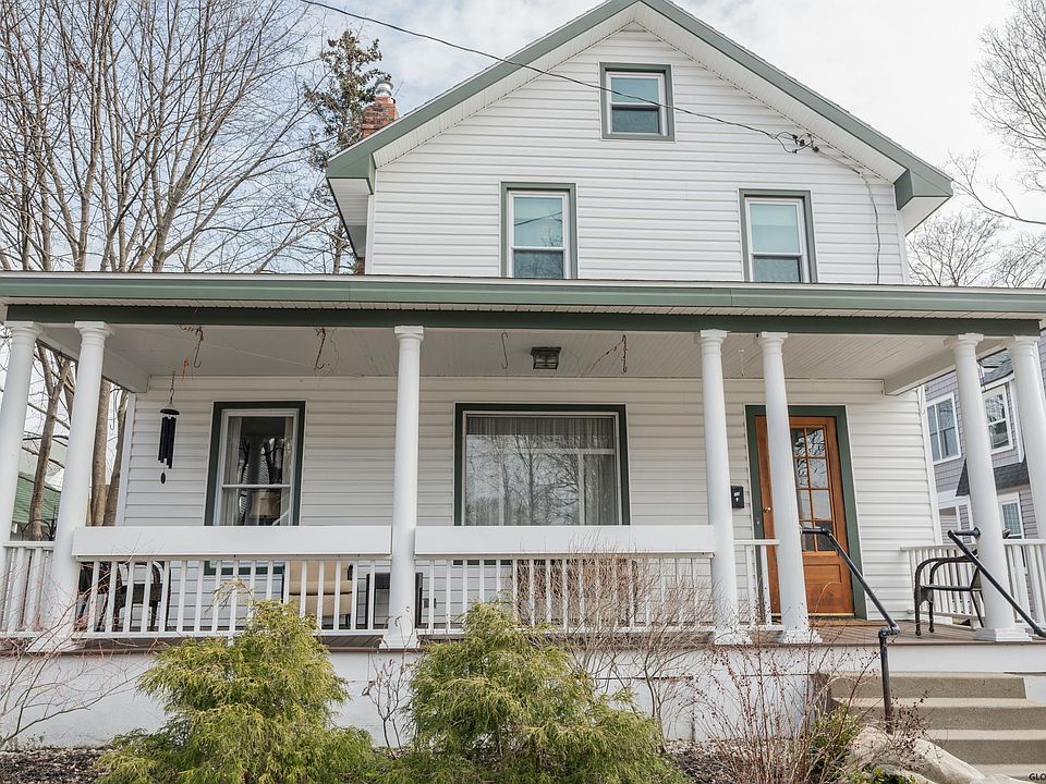1st image of 10 Madison St