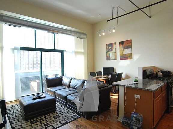 2nd image of 1645 W Ogden Ave #725