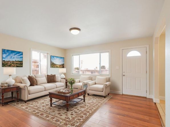1762 Luzern St, Seaside, CA 93955