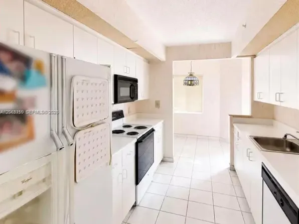 901 SW 141st Ave APT 304M, Hollywood, FL 33027