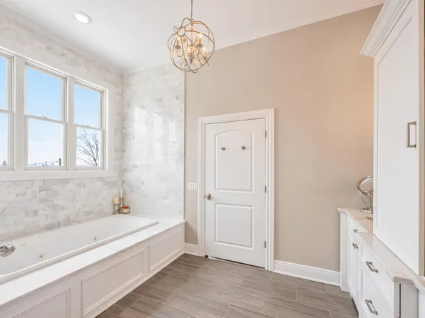 534 Brandon Place image 21 of 44