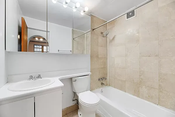 Rented by REAL New York | media 2