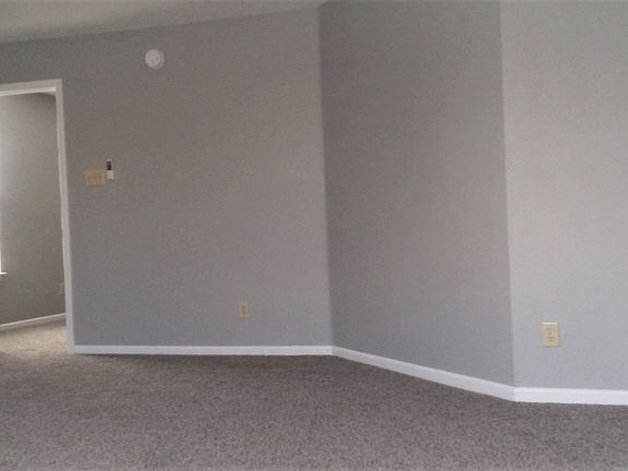 5th image of 2205 Shadowbrook Dr