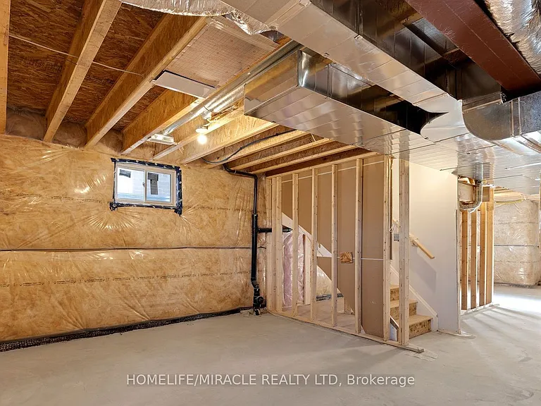 7751 Secretariat Ct — Photo 23