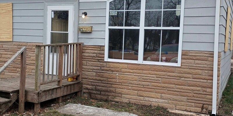 1st image of 130 N Kenmore St