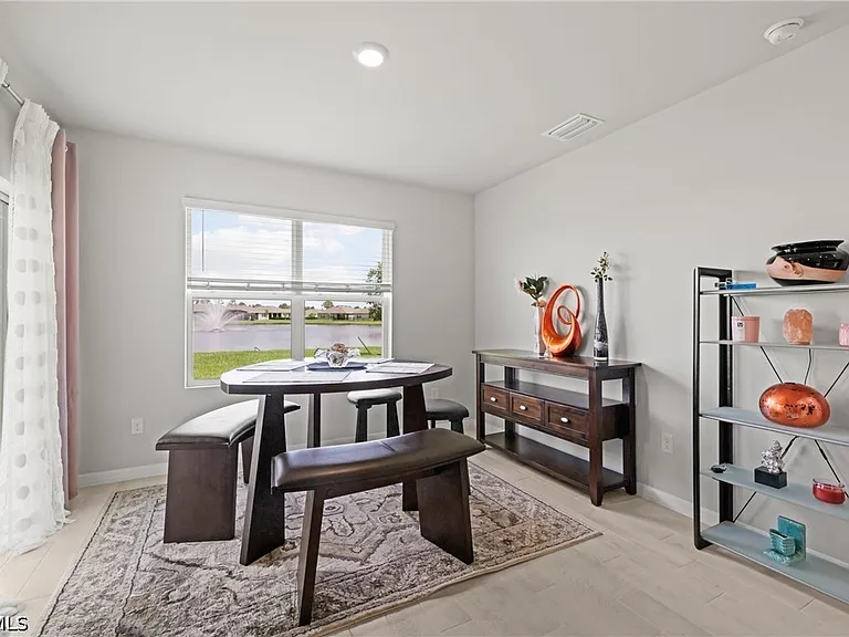 2621 Table Coral Trl — Photo 11