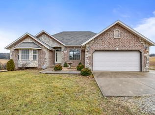 622 Grandview Rd, Highlandville, MO 65669